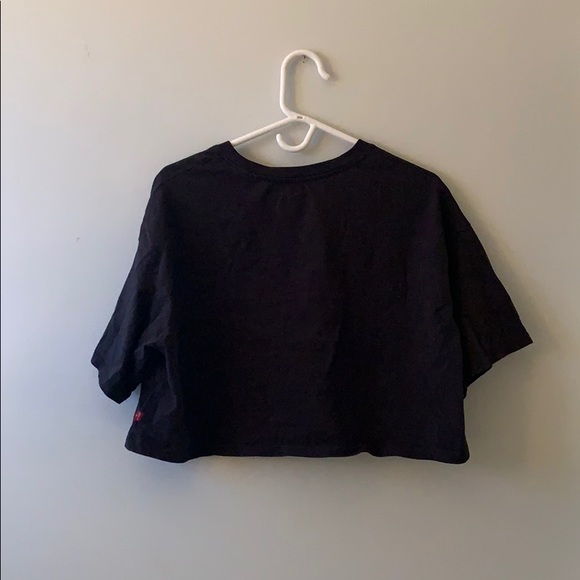 Levi’s Cropped Tee - Picture 2 of 3